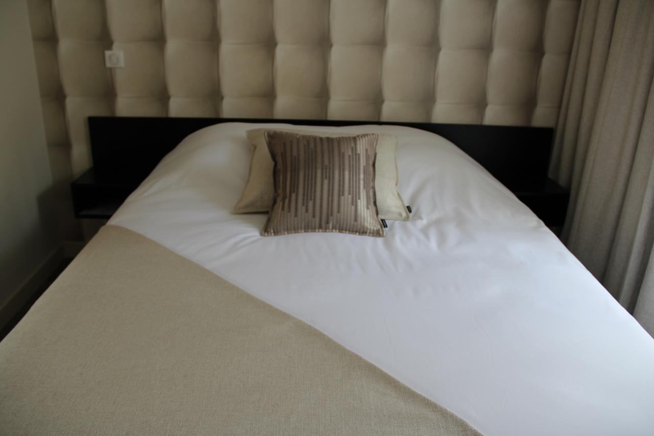 Hotel Du Lion D'Or ชาร็อลส์ ภายนอก รูปภาพ